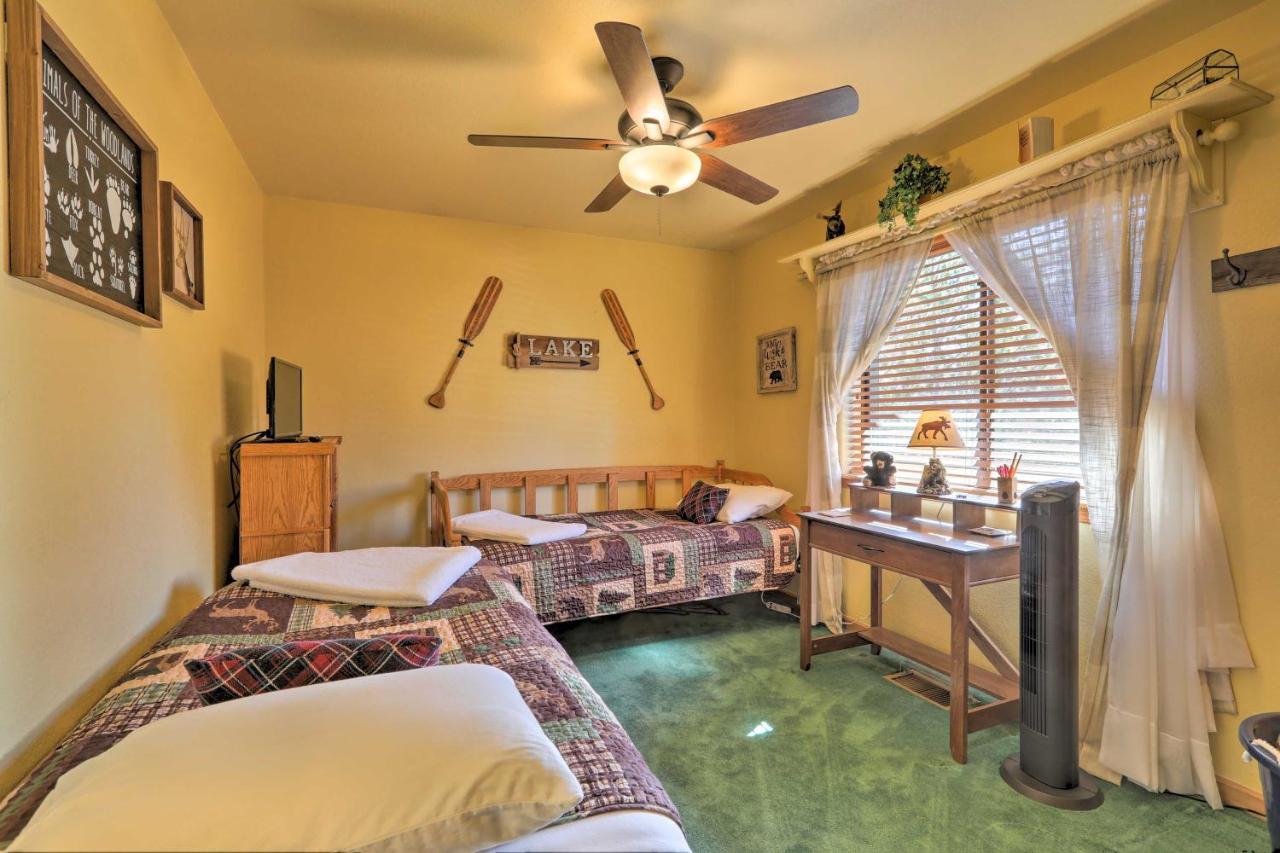 Rustic Cabin With Deck About 4 Mi To Old Town Flagstaff! Exterior foto